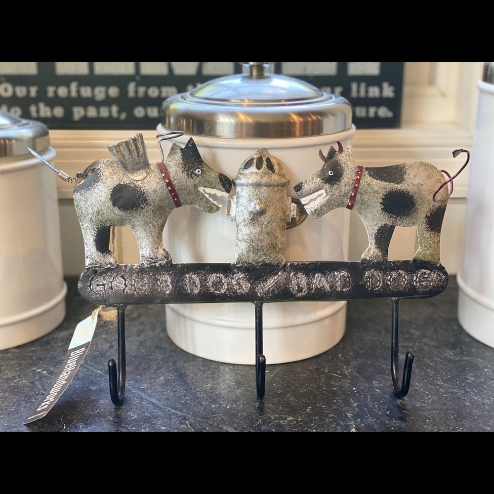 Dog/Cat Leash Holder